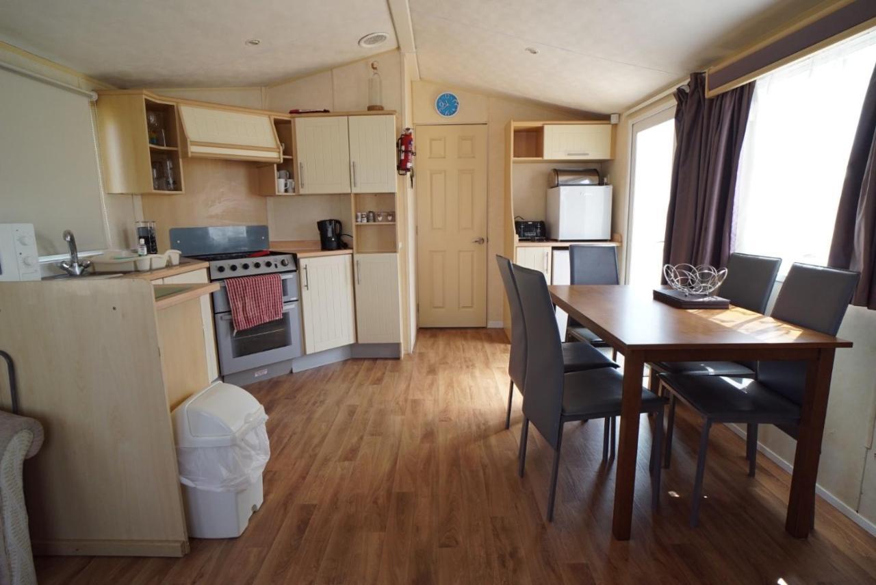 Lyntons 3 Bedroom Caravan Pets Stay Free Linen Included Heacham Buitenkant foto