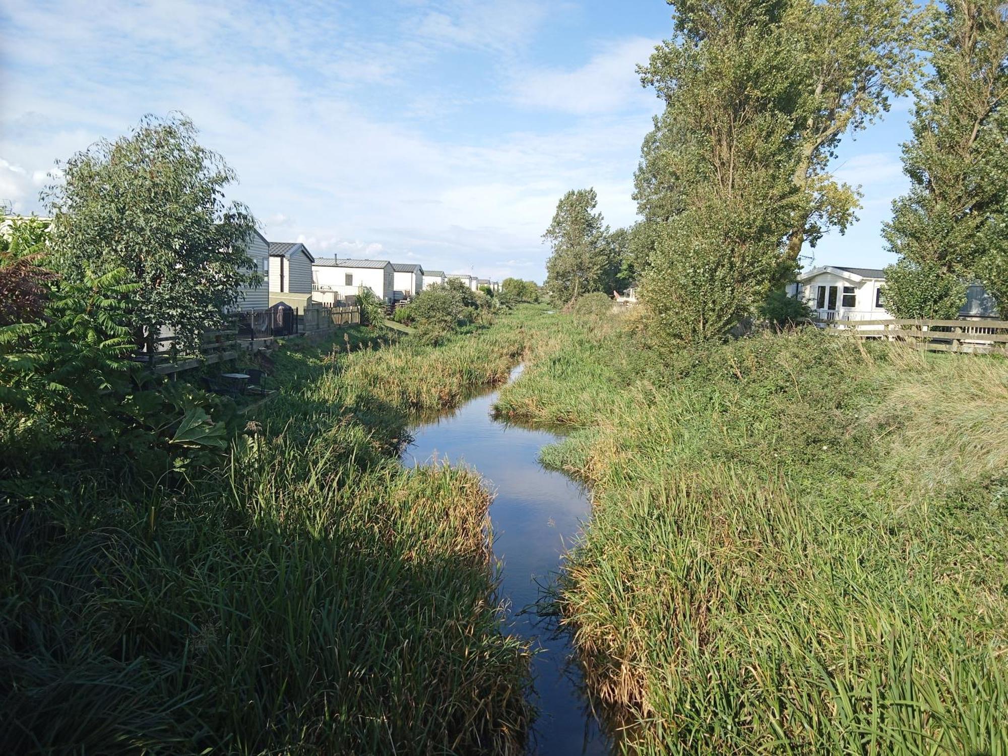 Lyntons 3 Bedroom Caravan Pets Stay Free Linen Included Heacham Buitenkant foto