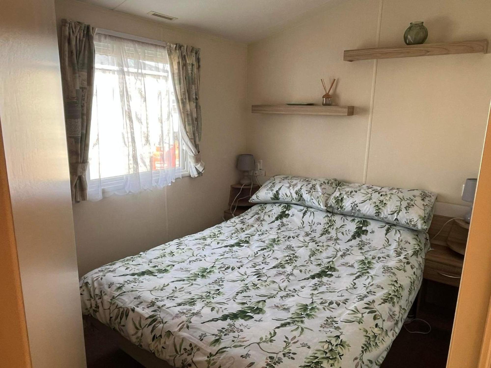 Lyntons 3 Bedroom Caravan Pets Stay Free Linen Included Heacham Buitenkant foto